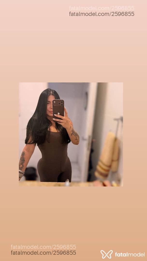 Acompanhante mulher morena (o) de olhos pretos - Fernanda