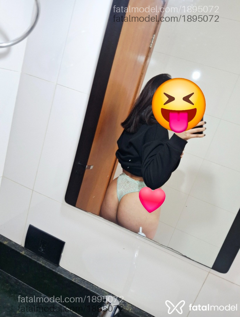 Acompanhante mulher morena (o) de olhos pretos - Eslovénia Acompanhante mulher morena (o) de olhos pretos - Eslovénia