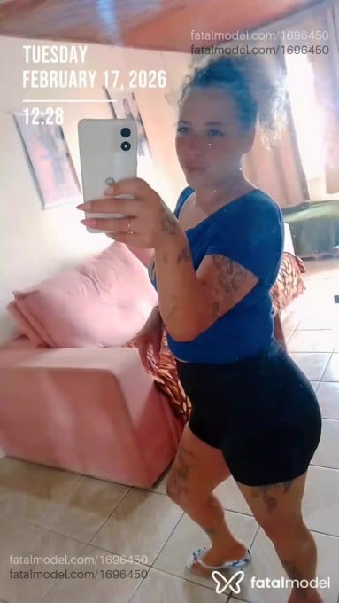 Acompanhante mulher loira (o) de olhos verdes em Pelotas - Thay