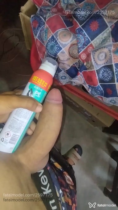 Acompanhante homem morena (o) de olhos castanhos em Virtual - Carlos Eduardo