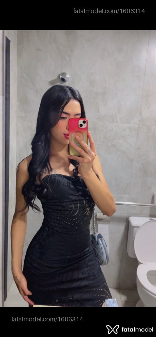 Acompanhante travesti morena (o) de olhos castanhos em Campo Grande - Yara