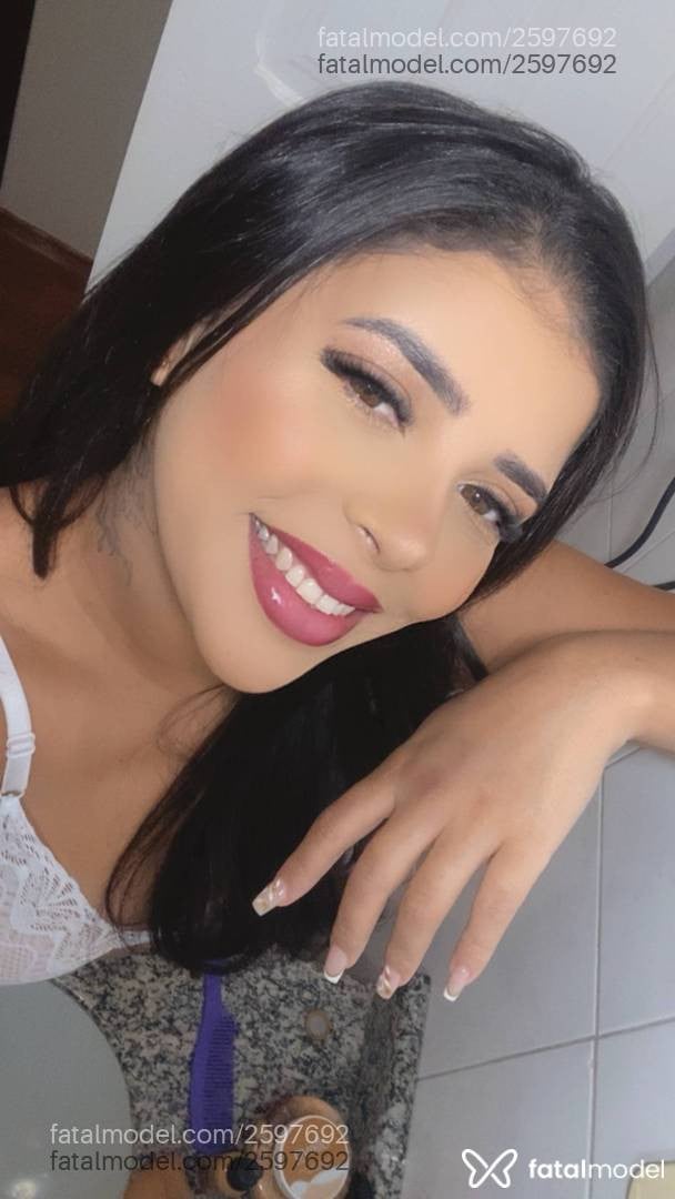 Acompanhante mulher morena (o) de olhos castanhos - Tatiane Macedo