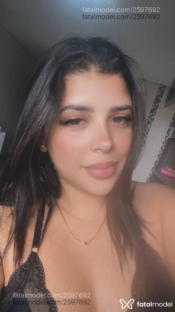Acompanhante mulher morena (o) de olhos castanhos em Caratinga - Tatiane Macedo