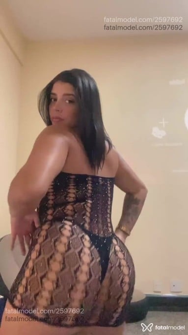 Acompanhante mulher morena (o) de olhos castanhos em Caratinga Acompanhante mulher morena (o) de olhos castanhos em Caratinga - Tatiane Macedo