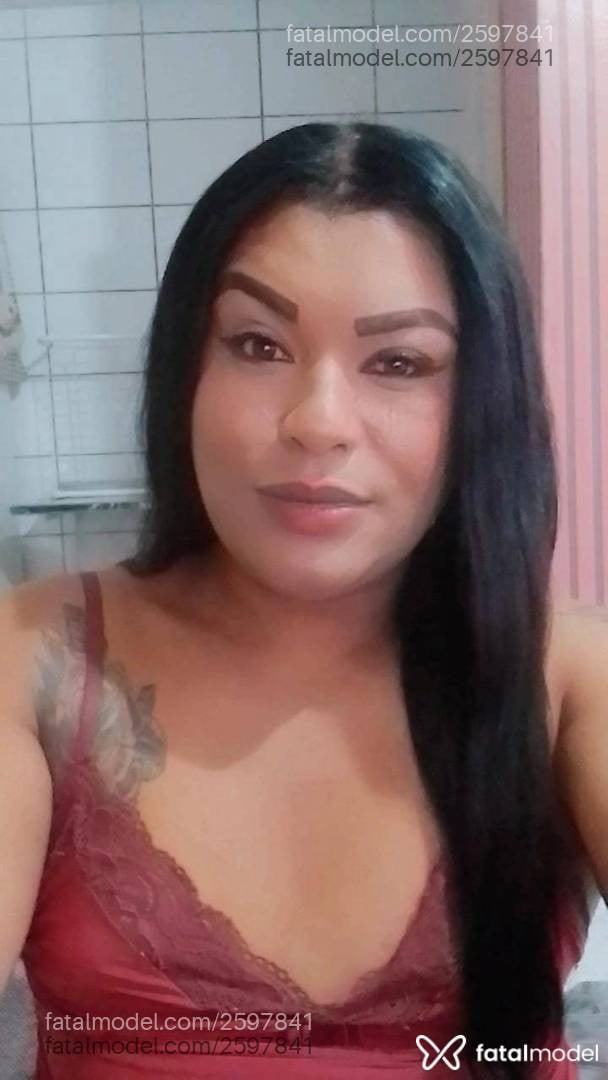 Acompanhante mulher trans morena (o) de olhos pretos em Virtual - Roluda