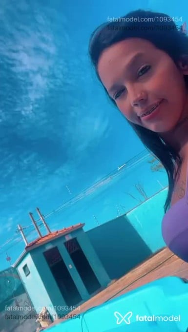 Acompanhante mulher morena (o) de olhos castanhos - Leticia Acompanhante mulher morena (o) de olhos castanhos - Leticia