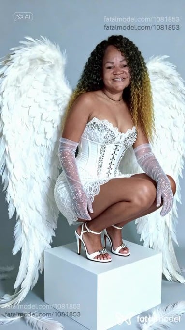 Acompanhante mulher com cabelo castanho de olhos pretos em Imbé Acompanhante mulher com cabelo castanho de olhos pretos em Imbé - Caramelonatureza