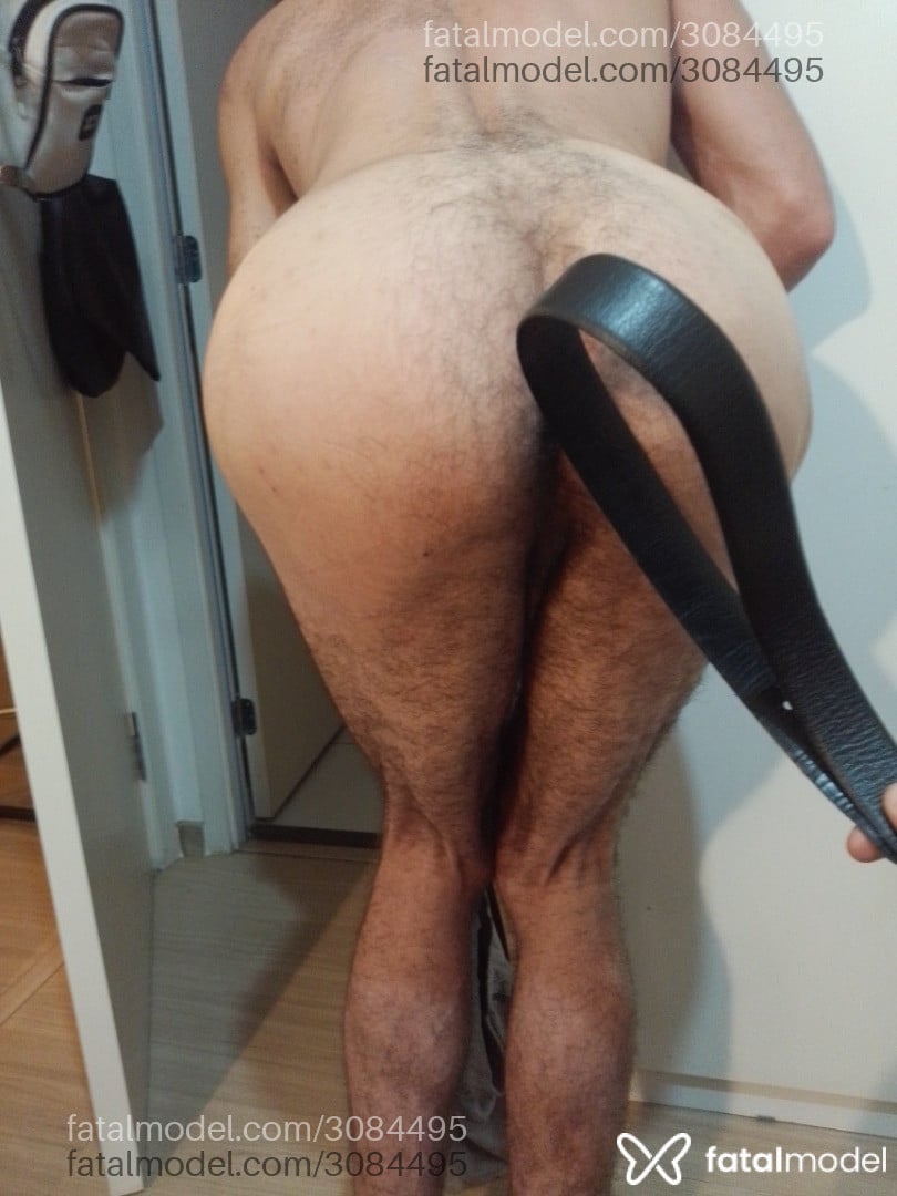 Acompanhante homem com cabelo castanho de olhos castanhos em São Paulo - Mecânico