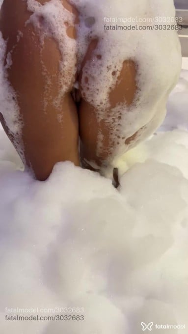 Acompanhante mulher morena (o) de olhos castanhos em Florianópolis - Estrela
