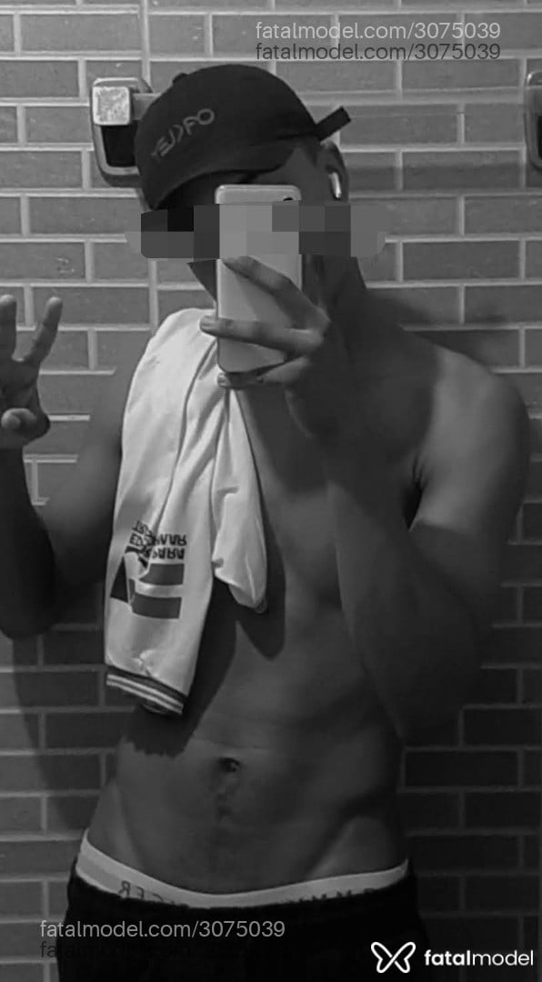 Acompanhante homem morena (o) de olhos castanhos em São Paulo - Victor Gaspar