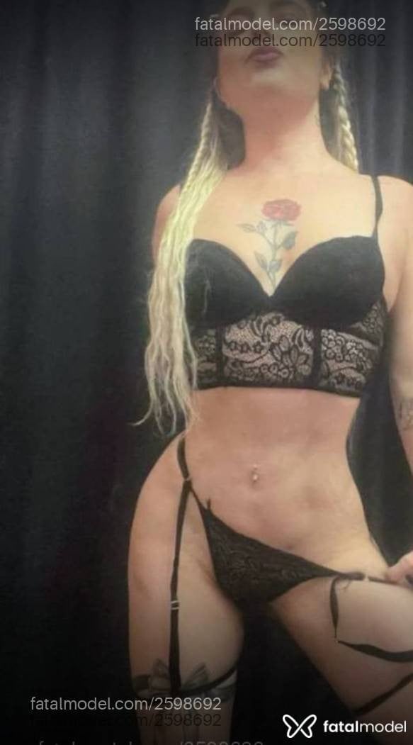 Acompanhante mulher loira (o) de olhos castanhos - Antonella Fiore