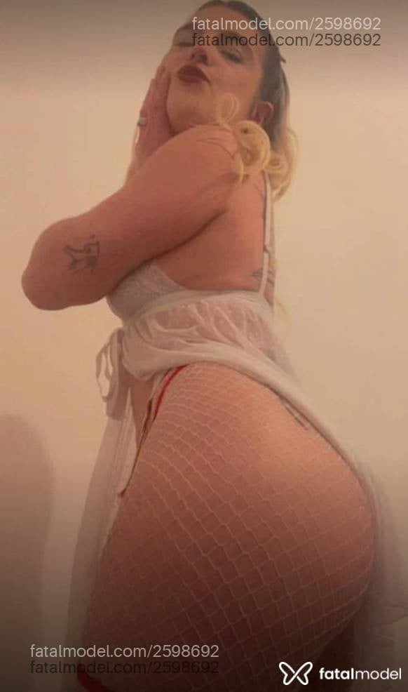 Acompanhante mulher loira (o) de olhos castanhos - Antonella Fiore