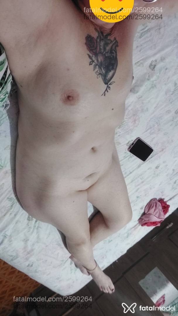 Acompanhante mulher loira (o) de olhos castanhos em Caxias do Sul - Stella