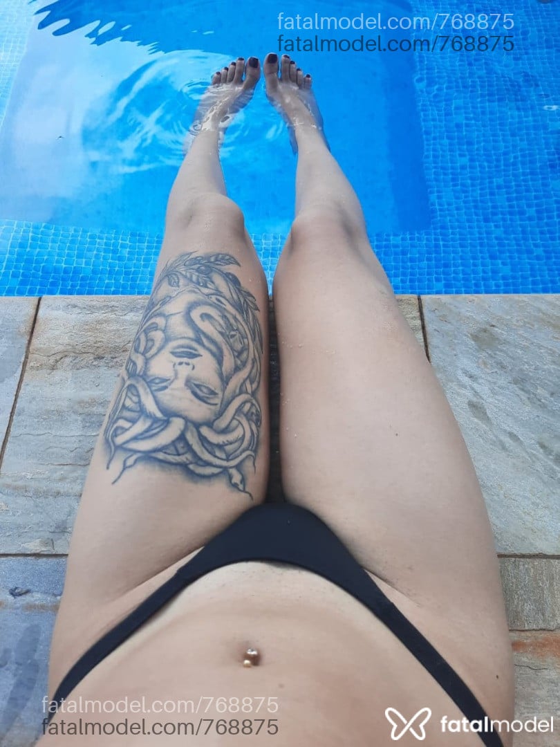 Acompanhante travesti com cabelo castanho de olhos castanhos em Guariba - Nicolli Borges
