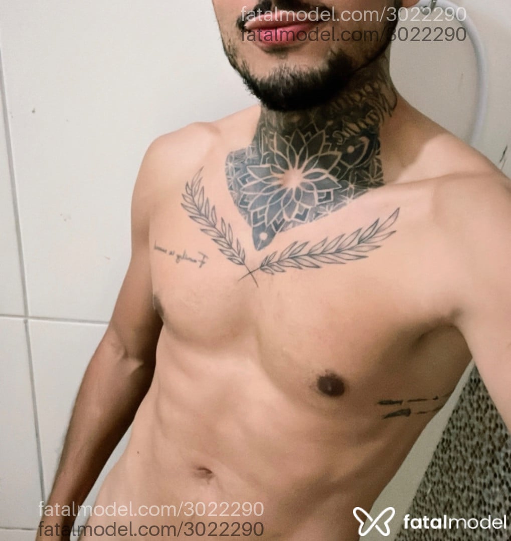 Acompanhante homem morena (o) de olhos castanhos - João Pedro