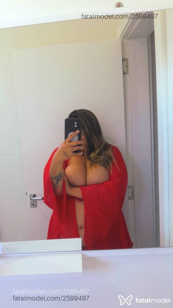 Acompanhante mulher com cabelo castanho de olhos castanhos - Fernanda Rocha Acompanhante mulher com cabelo castanho de olhos castanhos - Fernanda Rocha