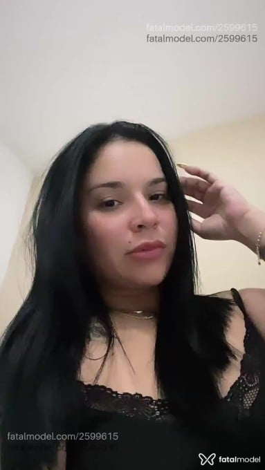 Acompanhante mulher morena (o) de olhos castanhos em Pindamonhangaba - Débora