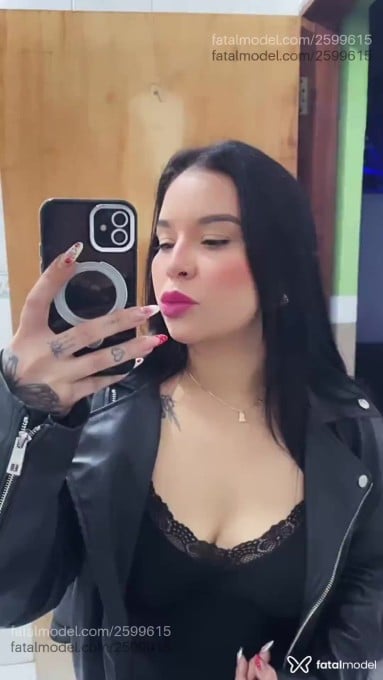 Acompanhante mulher morena (o) de olhos castanhos em Pindamonhangaba - Débora