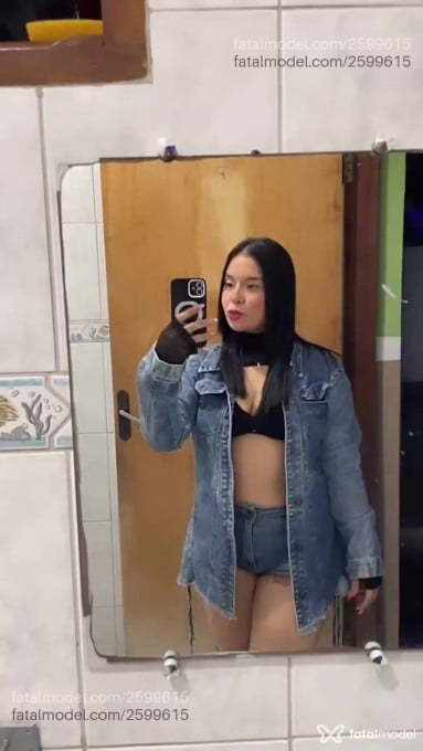 Acompanhante mulher morena (o) de olhos castanhos em Pindamonhangaba - Débora