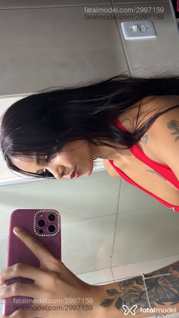 Acompanhante mulher morena (o) de olhos castanhos em Vila Velha - Kelwia Campos