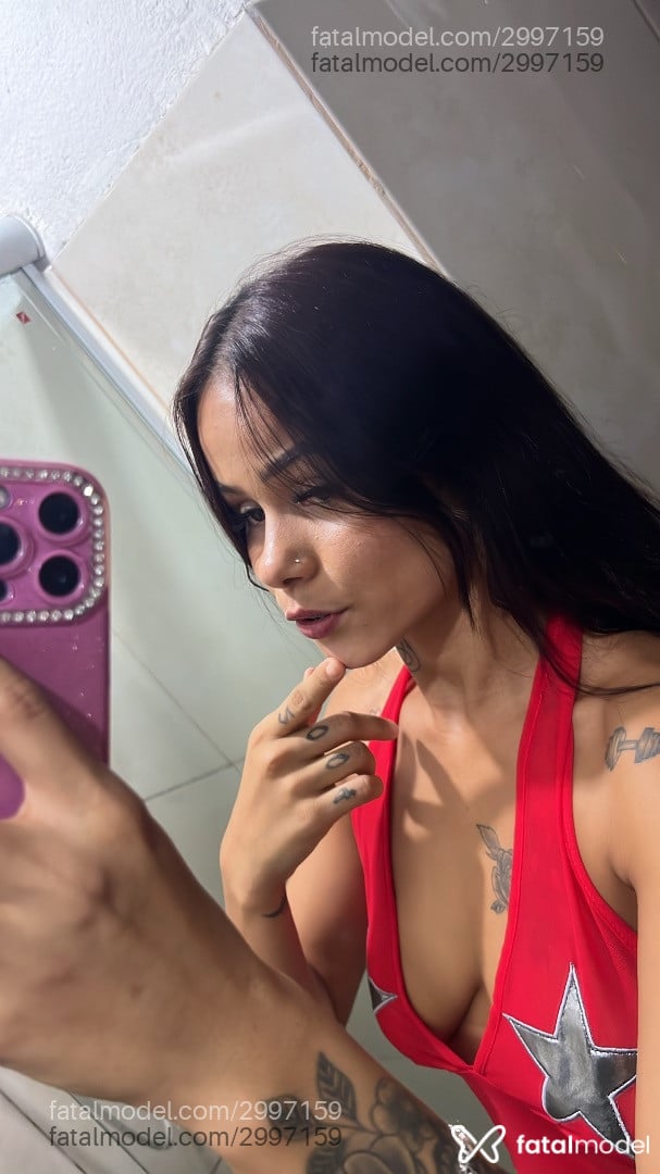 Acompanhante mulher morena (o) de olhos castanhos em Vila Velha - Kelwia Campos