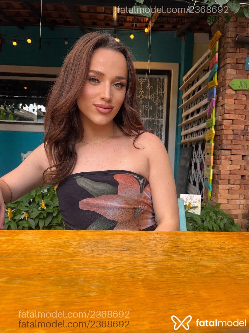 Acompanhante mulher trans morena (o) de olhos verdes em Novo Hamburgo - Antonella