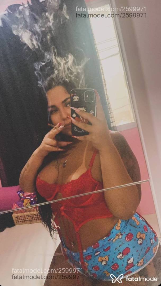 Acompanhante mulher morena (o) de olhos pretos em Volta Redonda - Penélope Charmosaa