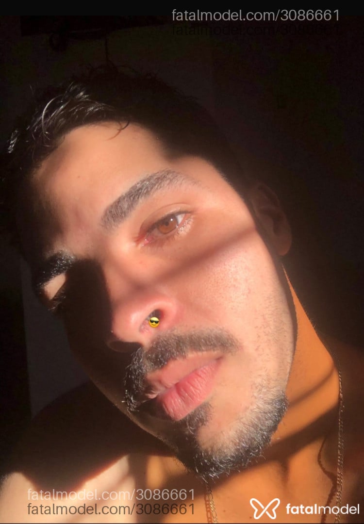 Acompanhante homem morena (o) de olhos castanhos em Goiânia - Kaua