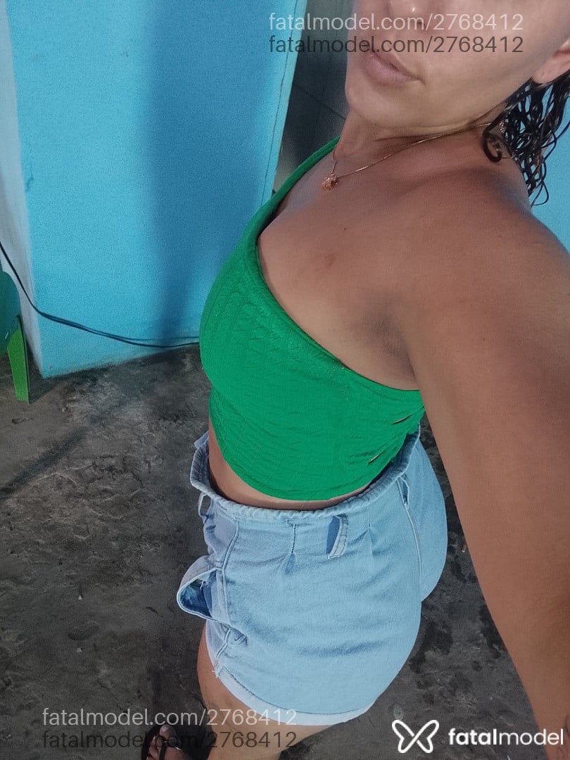 Acompanhante mulher loira (o) de olhos castanhos em Barreiras Acompanhante mulher loira (o) de olhos castanhos em Barreiras - Jade