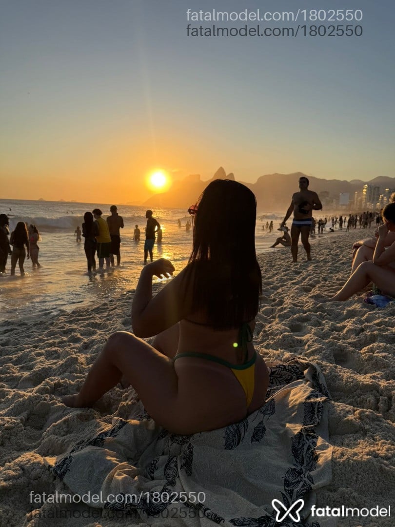 Acompanhante mulher morena (o) de olhos castanhos em São Sebastião - Jade Moraes