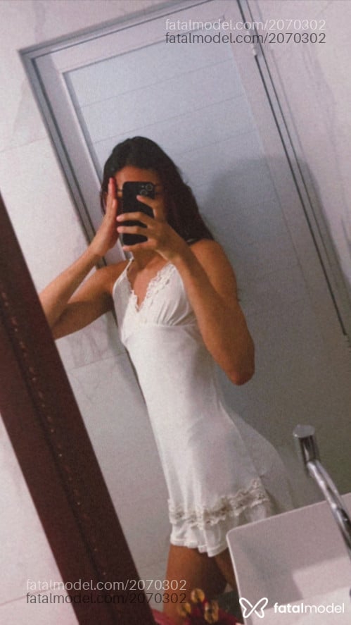 Acompanhante mulher trans com cabelo castanho de olhos castanhos em Maceió Acompanhante mulher trans com cabelo castanho de olhos castanhos em Maceió - Victoria Ferraz