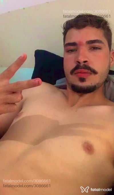 Acompanhante homem morena (o) de olhos castanhos em Goiânia - Kaua
