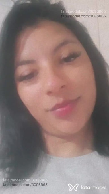 Acompanhante mulher morena (o) de olhos castanhos em Parobé Acompanhante mulher morena (o) de olhos castanhos em Parobé - Morena