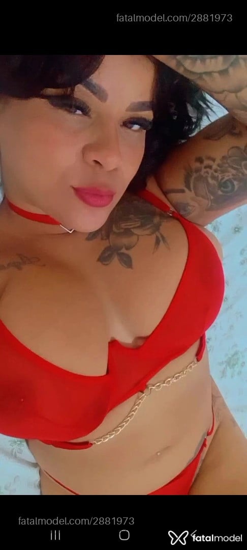 Acompanhante mulher morena (o) de olhos castanhos em Guanambi Acompanhante mulher morena (o) de olhos castanhos em Guanambi - Abahianaarretada