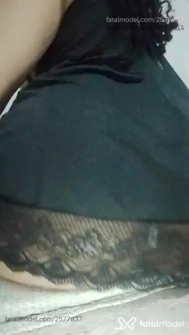 Acompanhante mulher com cabelo castanho de olhos castanhos em Virtual - Aster