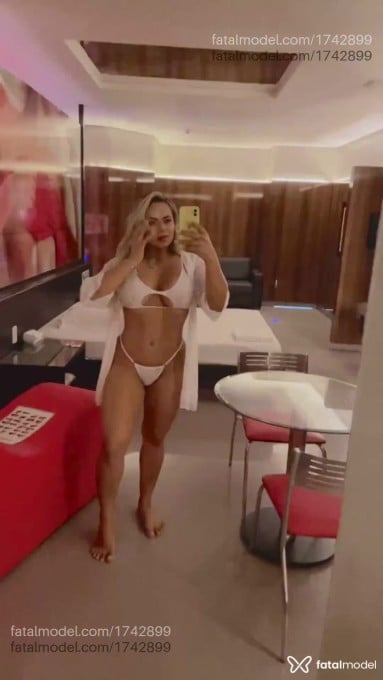 Acompanhante mulher morena (o) de olhos castanhos em Tubarão Acompanhante mulher morena (o) de olhos castanhos em Tubarão - Júlia Matarazzo