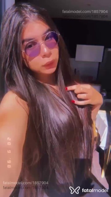 Acompanhante mulher trans morena (o) de olhos castanhos em Virtual - Catherine