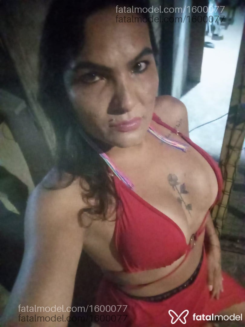 Acompanhante mulher trans com cabelo castanho de olhos castanhos em Tramandaí - Japonesa