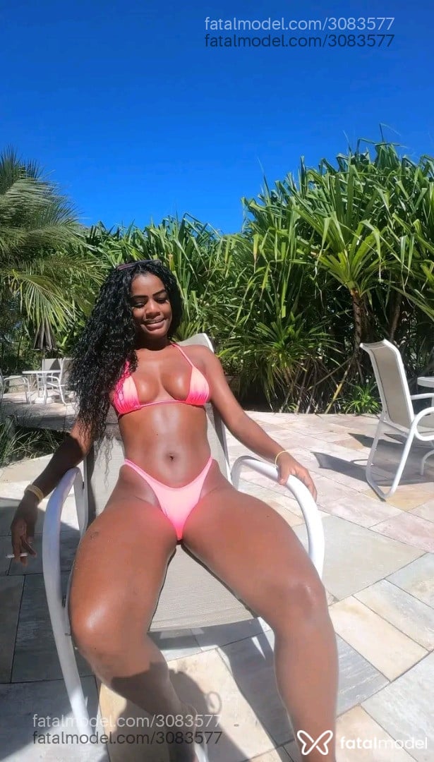 Acompanhante mulher morena (o) de olhos pretos em Rio de Janeiro - Thamiris