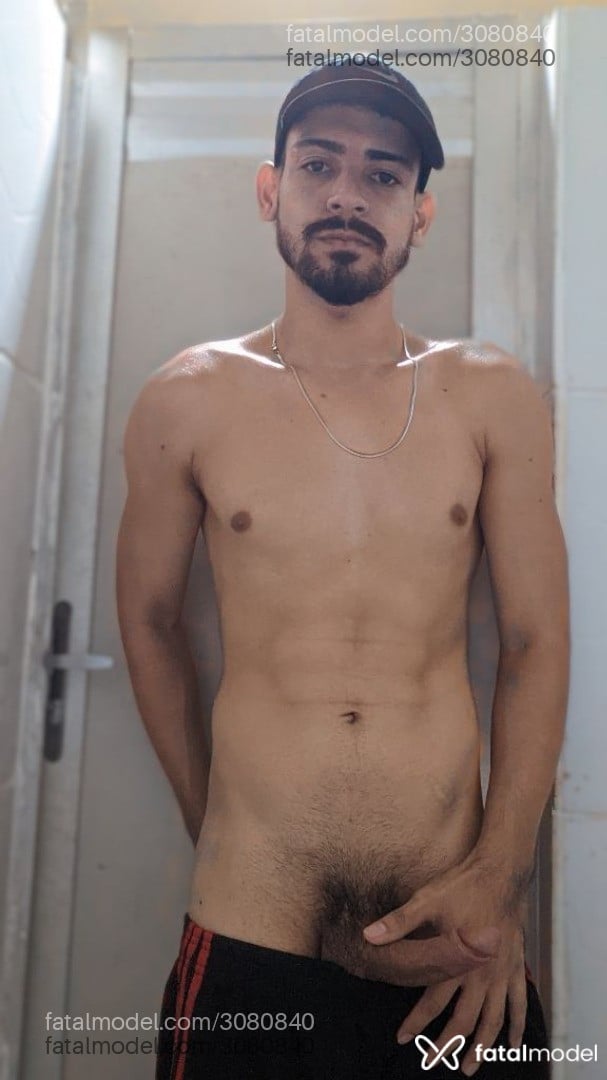 Acompanhante homem morena (o) de olhos pretos em Virtual Acompanhante homem morena (o) de olhos pretos em Virtual - Yancosthe