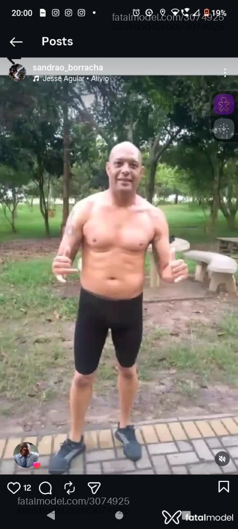 Acompanhante homem sem cabelo de olhos pretos em Florianópolis - Ruan Derrico