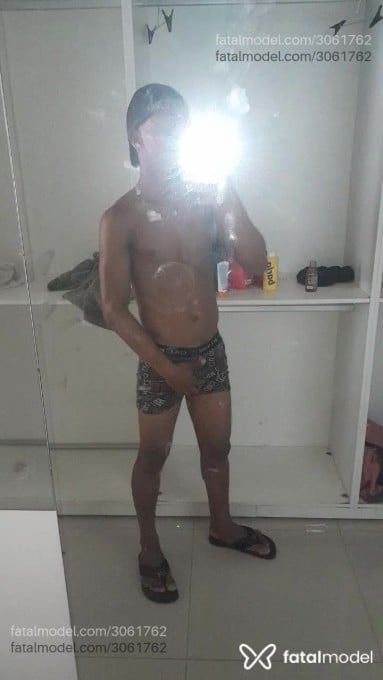 Acompanhante homem com cabelo castanho de olhos pretos em Belém - Negot