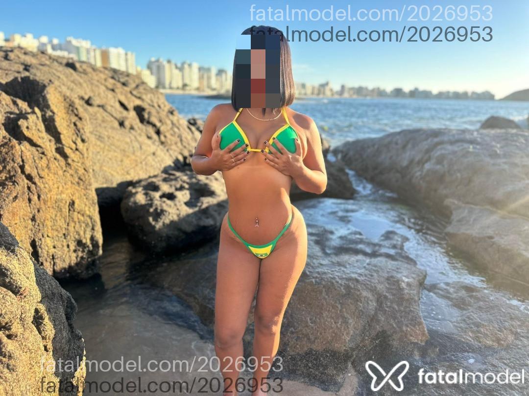 Acompanhante mulher morena (o) de olhos pretos em Piumhi - Lua
