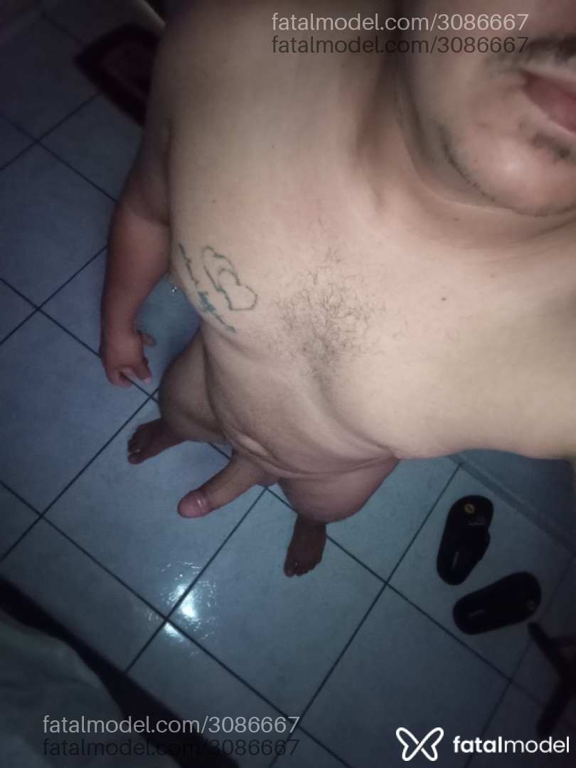 Acompanhante homem com cabelo castanho de olhos castanhos em Caldas Novas Acompanhante homem com cabelo castanho de olhos castanhos em Caldas Novas - Ellyonae