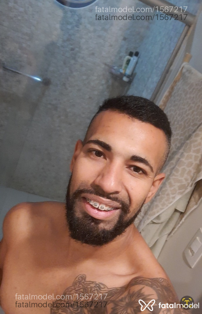 Acompanhante homem morena (o) de olhos castanhos em Porto Alegre - Bigjackson