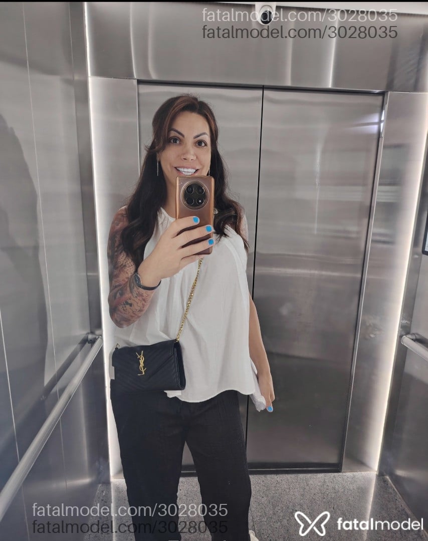 Acompanhante mulher trans morena (o) de olhos castanhos em São Paulo - Aline Diniz