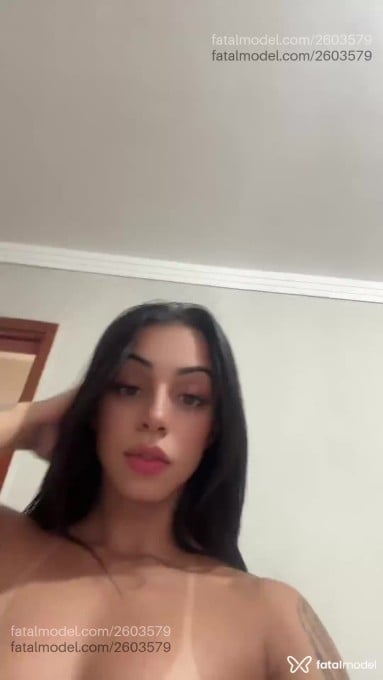 Acompanhante mulher morena (o) de olhos verdes em Uberlândia - Mirella Campos