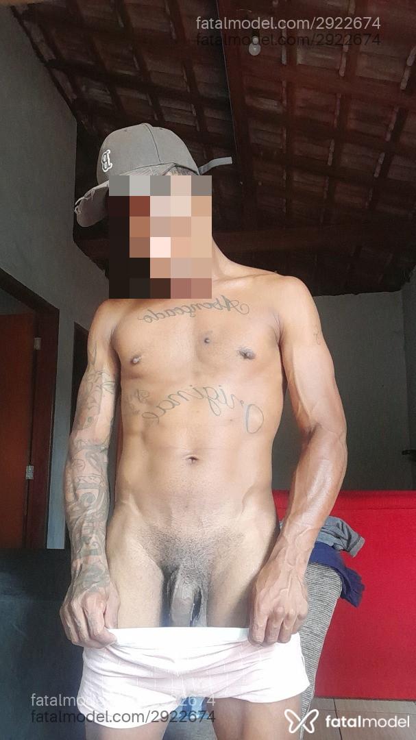 Acompanhante homem morena (o) de olhos pretos em Araçatuba - Violador
