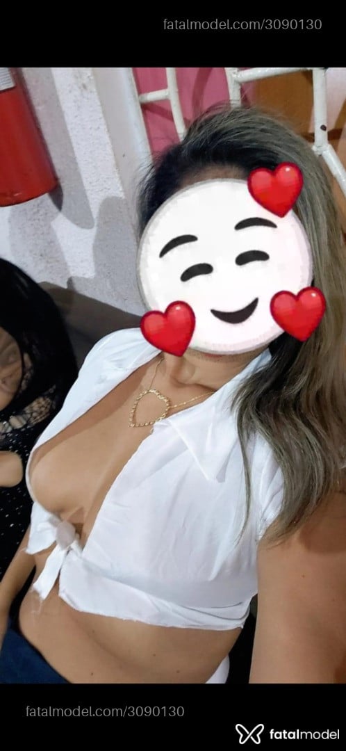 Acompanhante mulher loira (o) de olhos castanhos em Santarém - Gabriella