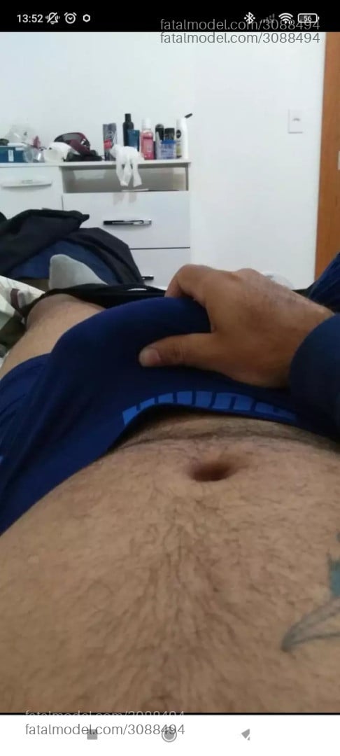 Acompanhante homem morena (o) de olhos castanhos - Douglas Santos Acompanhante homem morena (o) de olhos castanhos - Douglas Santos